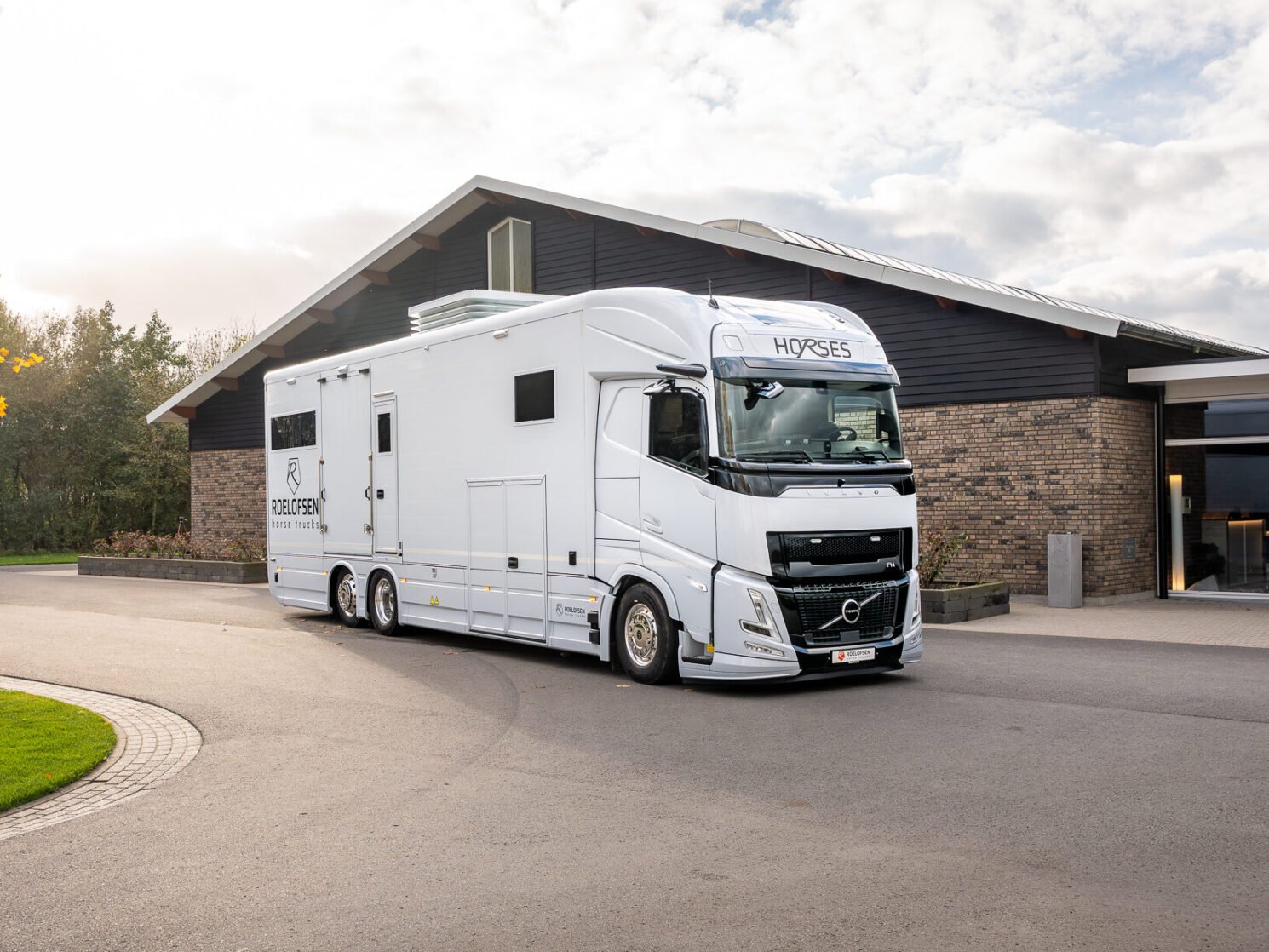 Controlli su strada nel trasporto equidi la guida completa per viaggiare sicuri e in regola